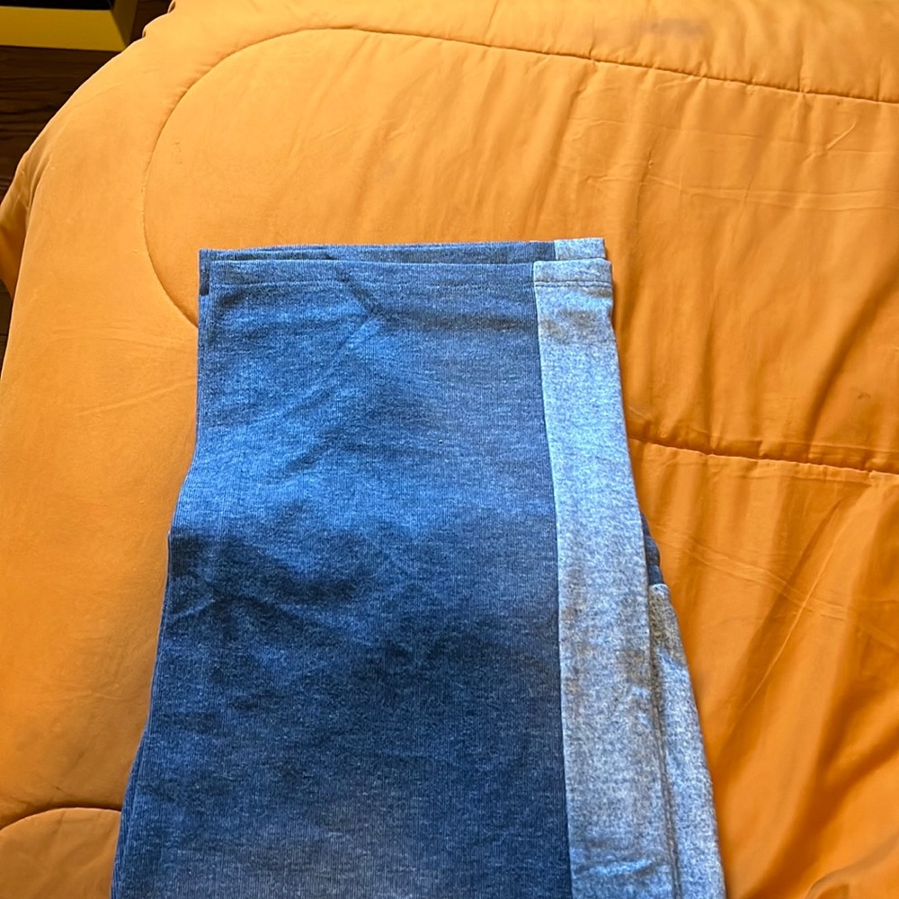 AnyBody Double knit Pants.